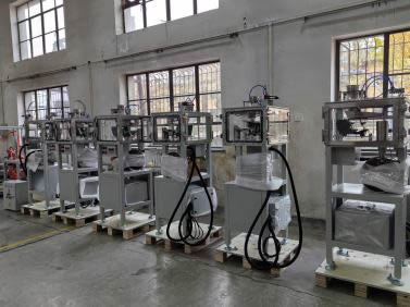 CJ系列自動(dòng)定量稱(chēng)量設(shè)備